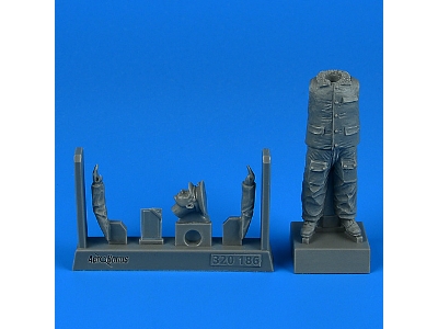 Russian Officer Mechanic - image 1