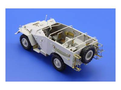 BTR-40 APC 1/35 - Trumpeter - image 6