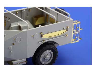 BTR-40 APC 1/35 - Trumpeter - image 13