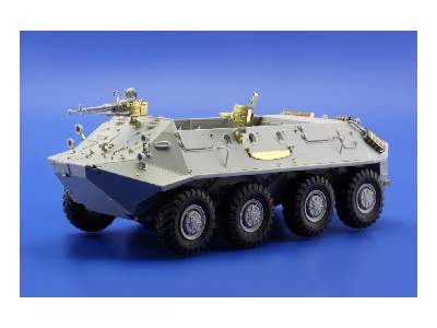 BTR-60P APC 1/35 - Trumpeter - image 3