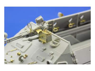 BTR-60P APC 1/35 - Trumpeter - image 5