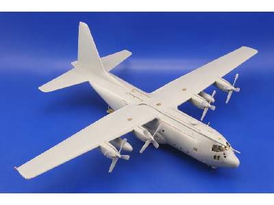 C-130H exterior 1/72 - Italeri - image 3