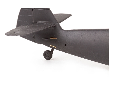 Bf 109F-2 1/32 - HOBBY 2000 - image 2