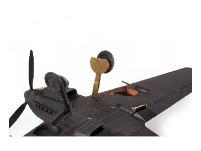 Bf 109E-3 1/48 - HOBBY BOSS - image 9