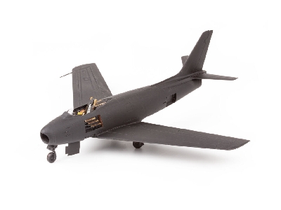 F-86F-25/30 1/48 - AIRFIX - image 11