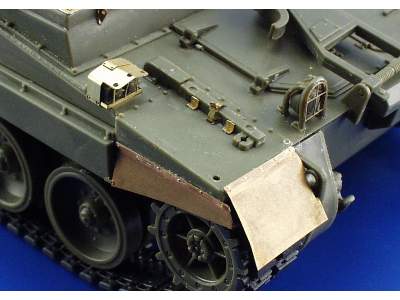 British 155mm AS-90 SPH 1/35 - Trumpeter - image 6
