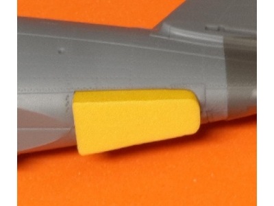 P-47 Thunderbolt Wheel Bay Plugs (For Miniart 48009) - image 3