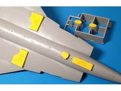 J35 Draken Wheel Bay Plugs (For Hasegawa) - image 2