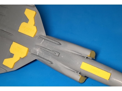 Aj 37 Viggen Wheel Bay Plugs (For Special Hobby) - image 2
