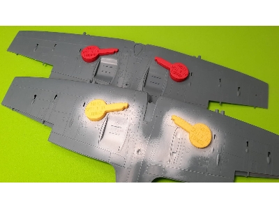 Spitfire Mk.V, Viii, Ix, Xvi Wheel Bay Plugs (For Eduard) - image 2