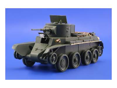 BT-7 1/35 - Tamiya - image 14