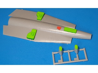J35 Draken Wheel Bay Plugs (For Hasegawa) - image 2