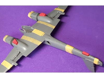 Me 410 Wheel Bay Plugs (For Airfix A04066) - image 2