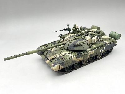 T-80u Russian Main Battle Tank - image 3