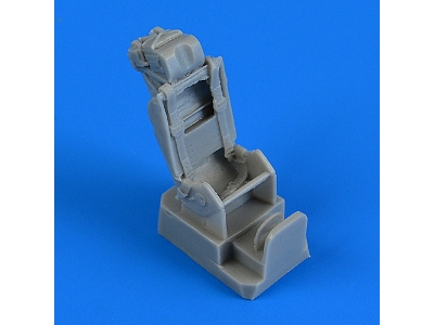 Sea Hawk ejection seat with safety belts - Trumpeter - image 1