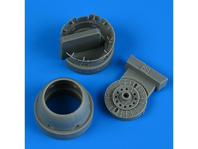Fw 190d-9 Cowling & Cooling Flaps (Opened) (Ibg) - image 1