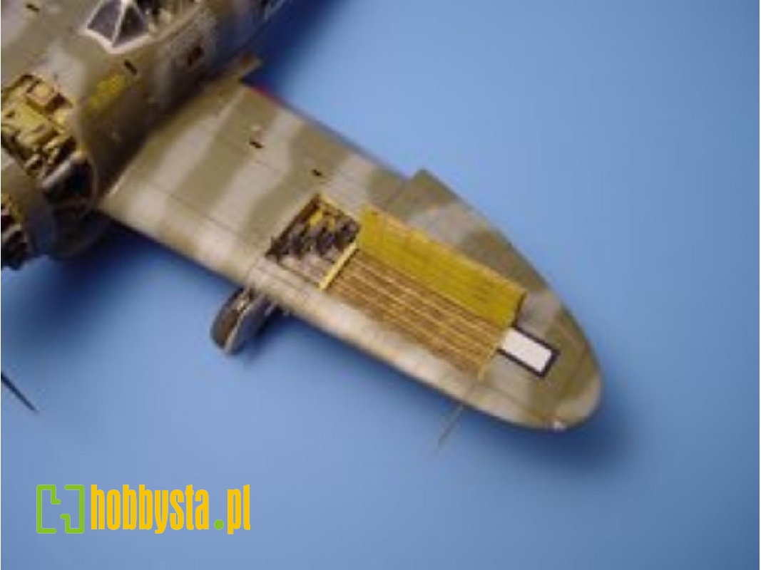 P-47D THUNDERBOLT gun bay - Hasegawa - image 1 P-47D THUNDERBOLT gun bay - Hasegawa - image 1
