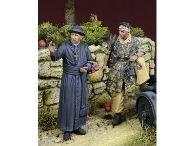 Fallschirmjager With A Priest, Italy 1943-44 - image 1