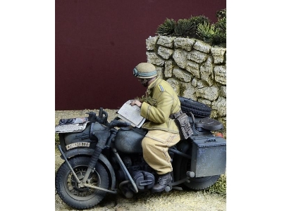 Fallschirmjager Bmw R75 Rider, Italy 1943-44 / North Africa 1942-43 - image 1