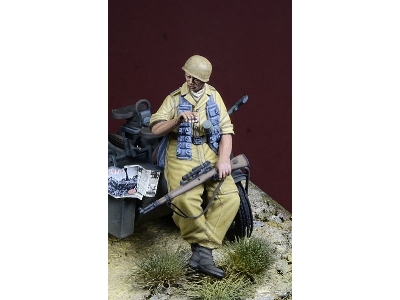 Fallschirmjager Sniper At Rest, Italy 1943-44 / North Africa 1942-43 - image 1