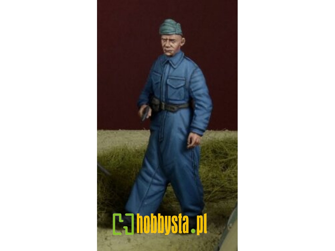 Dutch Armoured Car Crewman Walking, Holland 1940 - image 1 Dutch Armoured Car Crewman Walking, Holland 1940 - image 1