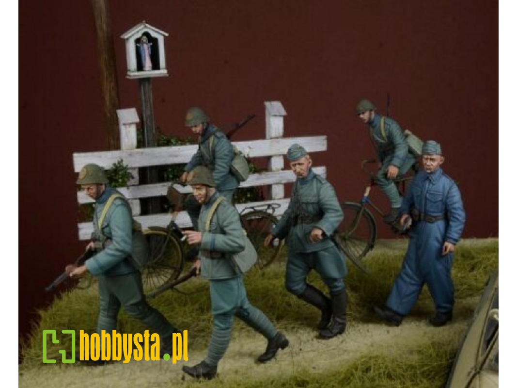'for Queen & Country' Special Edition Set - Wwii Dutch Soldiers 1940 (6 Figures + 2 Bicycles) - image 1 'for Queen & Country' Special Edition Set - Wwii Dutch Soldiers 1940 (6 Figures + 2 Bicycles) - image 1