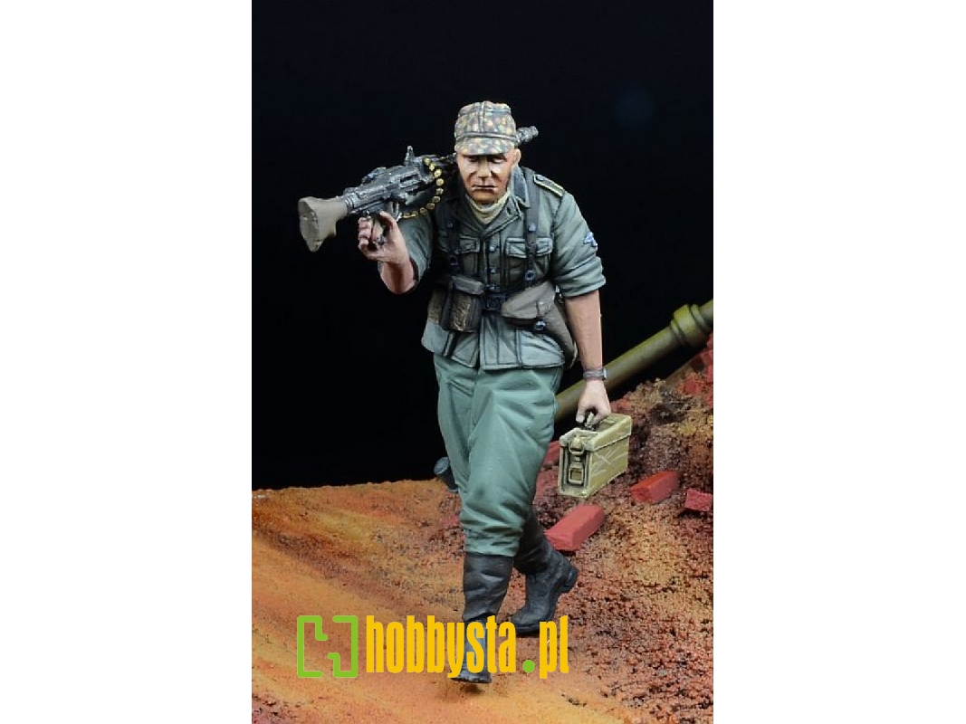 Waffen Ss Mg 34 Gunner Walking 1943-45 - image 1 Waffen Ss Mg 34 Gunner Walking 1943-45 - image 1