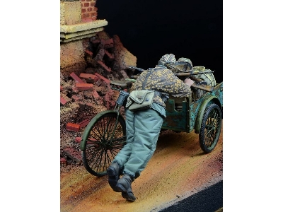 Waffen Ss Soldier Pushing 1,  1942-45 - image 4