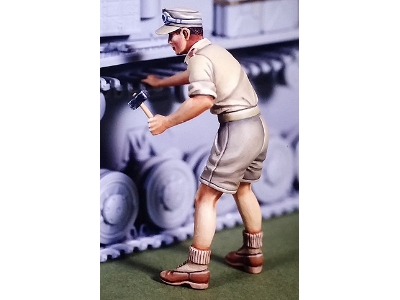 Wwii Dak Panzer Mechanic - image 1