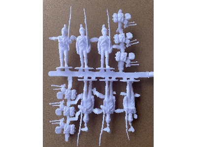 Napoleonic Austrian Line Infantry - Marching (18 Figures) - image 2
