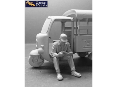 60'-70's Saigon Shuttle Motor - Tricycle Depot And A Take Break Driver (2 Kits In 1 Box) - image 3