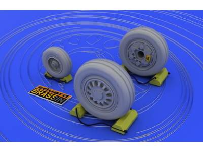 F-16 late wheels 1/48 - Tamiya - image 1