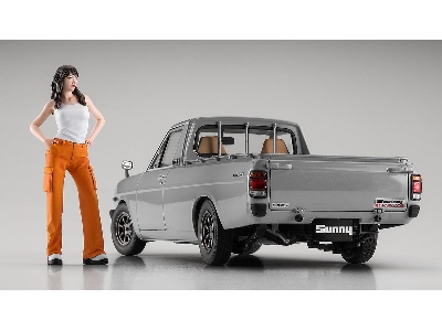 Datsun Sunny Truck Long Body Deluxe With Girl's Figure - image 2