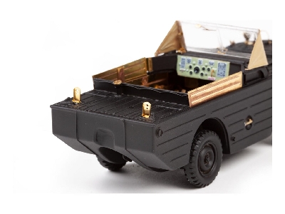 GPA amphibian 4x4 truck 1/35 - TAMIYA - image 7