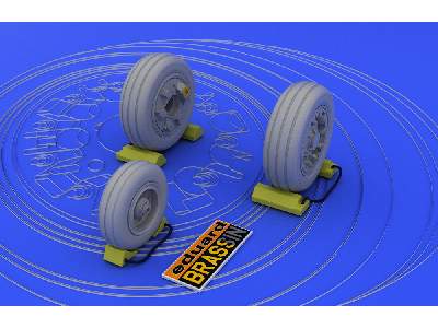 F-16A/ B wheels 1/48 - Tamiya - image 3