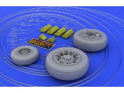 F-16A/ B wheels 1/48 - Tamiya - image 4