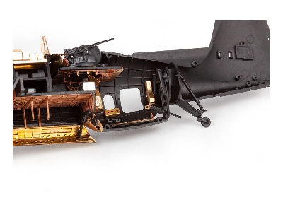 TBM-3 1/72 - HOBBY BOSS - image 11