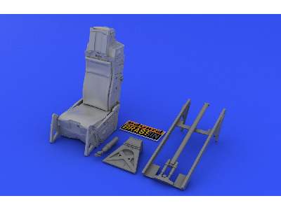 F-22A seat 1/48 - Academy Minicraft - image 4