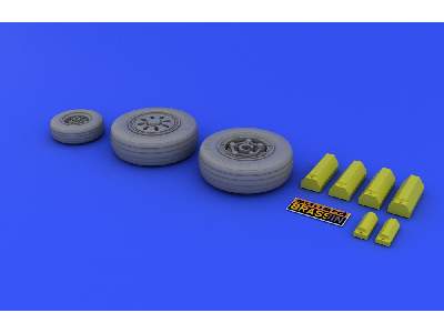 F-22A wheels 1/48 - Hasegawa - image 4