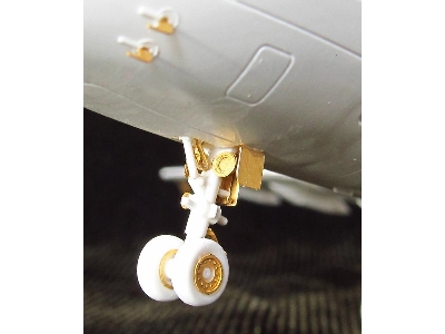 Airbus A319 Detailing Set For Aircraft (Designed To Be Used With Revell Kits) - image 5