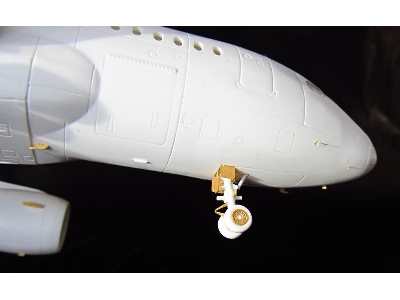 Airbus A319 Detailing Set For Aircraft (Designed To Be Used With Revell Kits) - image 7