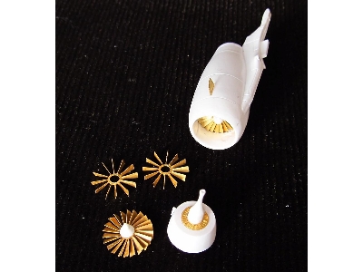 Airbus A319 Detailing Set For Aircraft (Designed To Be Used With Revell Kits) - image 9