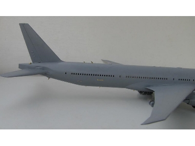 Boeing 777-300 Er (Designed To Be Used With Zvezda Kits) - image 4