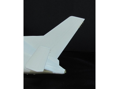 Airbus A300 Beluga (Designed To Be Used With Revell Kits) - image 4