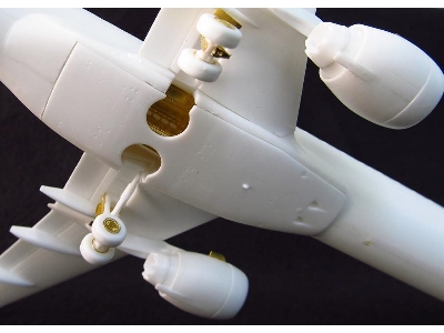 Embraer 195 Detail Set (Designed To Be Used With Revell Kits) - image 7