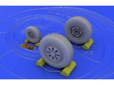 F-22A wheels 1/48 - Academy Minicraft - image 2