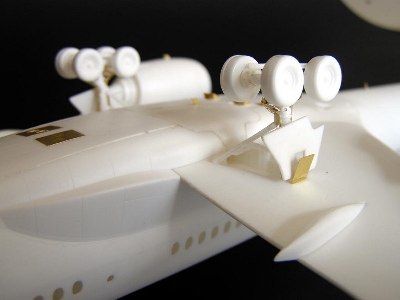 Airbus A350 Detailing Set For Aircraft Model (Designed To Be Used With Revell Kits) - image 9