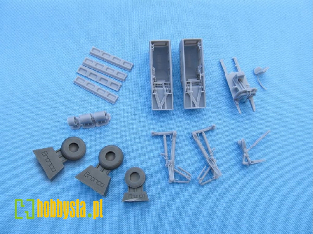 North American/Rockwell Ov-10 Bronco - Wheel Bays (Designed To Be Used With Icm Kits) - image 1 North American/Rockwell Ov-10 Bronco - Wheel Bays (Designed To Be Used With Icm Kits) - image 1