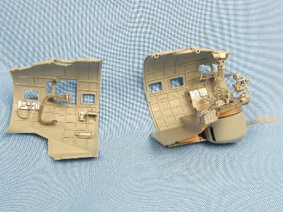 Boeing B-17 G Flying Fortress - Bombardier's Cockpit Interior Set (For Hong Kong Model Kits) - image 2