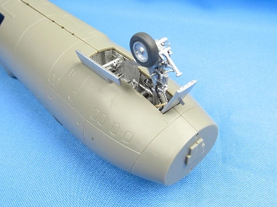 Grumman E-2 C Hawkeye - Landing Gears And Bays Set (For Italeri And Kinetic Model Kits) - image 10